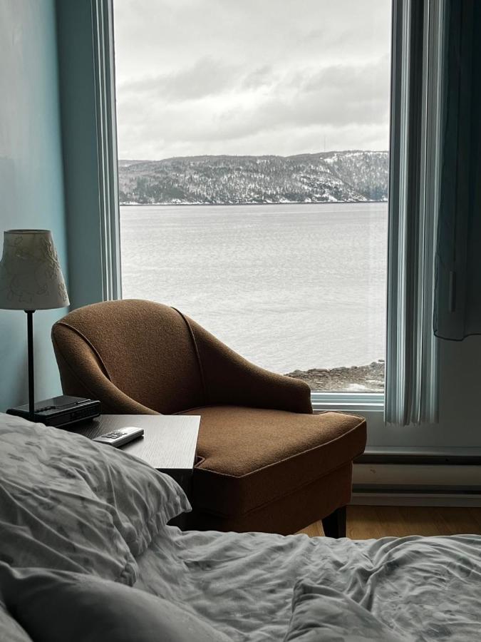 Auberge De La Riviere Saguenay Ла-Бе Экстерьер фото