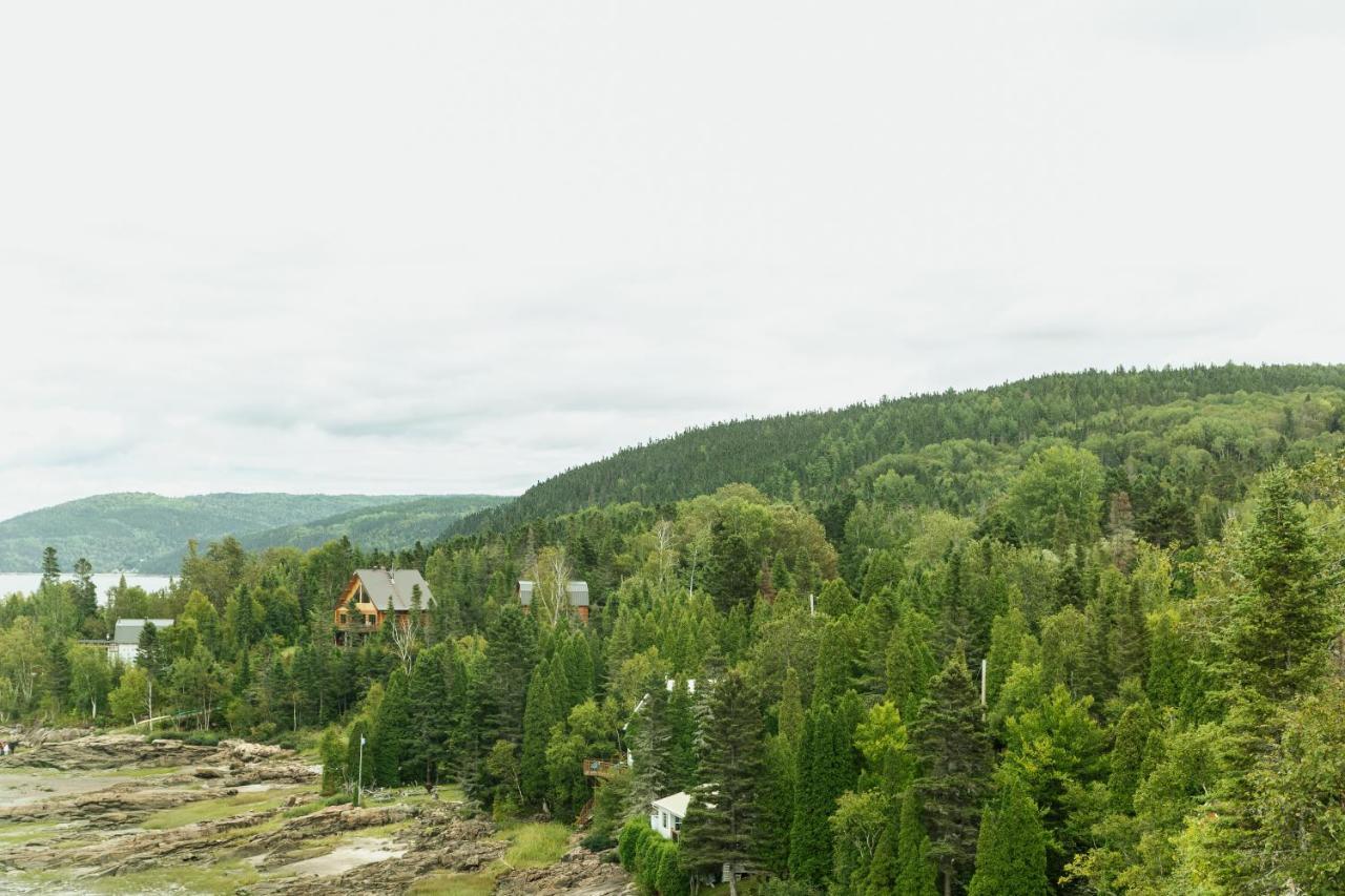 Auberge De La Riviere Saguenay Ла-Бе Экстерьер фото
